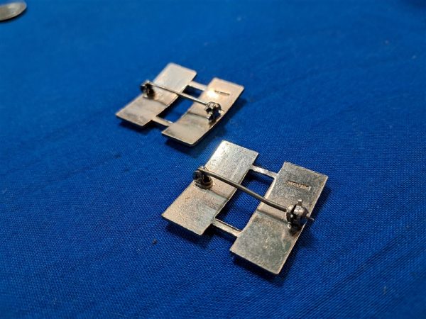 world-war-two-sterling-silver-solid-back-captain-bars-with-early-pin-back-no-maker-mark
