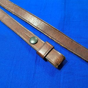 world-war-one-sword-leather-hanger-for-cavalry-1912-belt-excellent-condition-inspector-marks