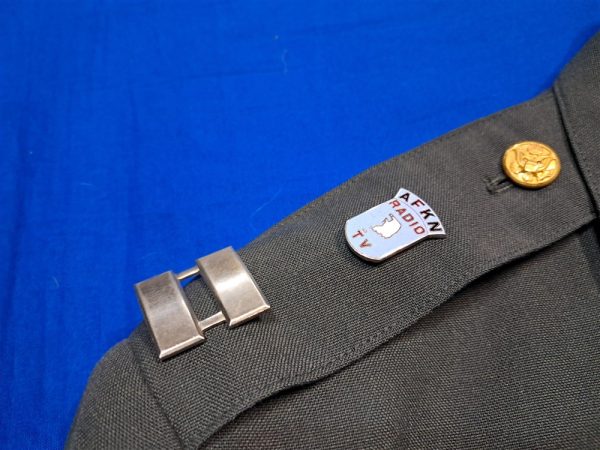 vietnam-early-war-uniform-to-captain-in-the-a-f-k-n-radio-station-and-television-with-trousers-dress-greens