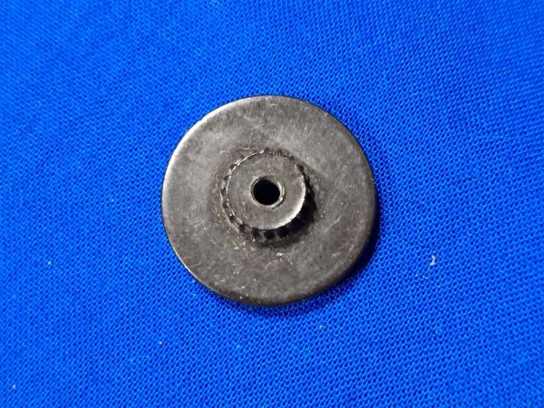 world-war-two-marine-corps-theater-made-australia-visor-insignia-screw-nut-plastic-for-back-of e-g-a