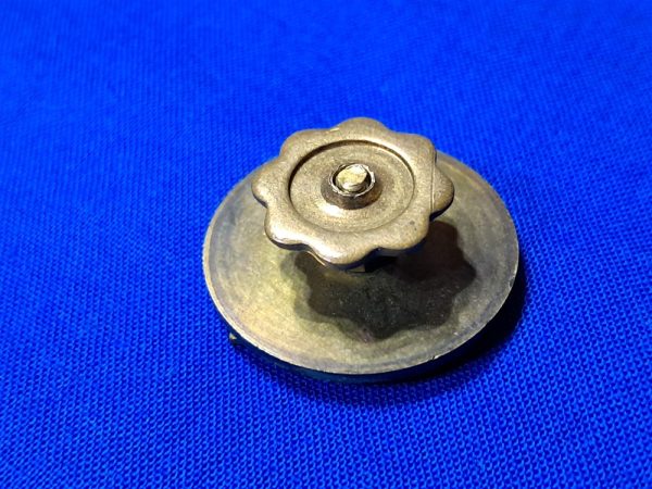 world-war-two-collar-disk-set-from-military-police-type-three-pattern-with-flowered-retaining-nut