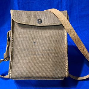 world-war-two-field-telephone-radio-e-e-eight-marine-corps-marked-to-the-2nd-division-with-blue-circle-120