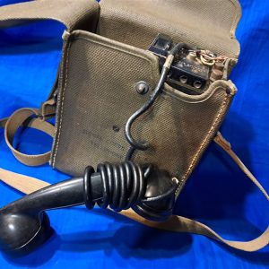 world-war-two-field-telephone-radio-e-e-eight-marine-corps-marked-to-the-2nd-division-with-blue-circle-120