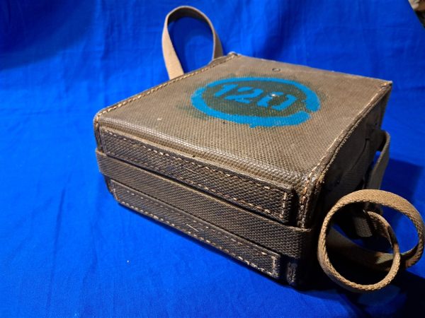 world-war-two-field-telephone-radio-e-e-eight-marine-corps-marked-to-the-2nd-division-with-blue-circle-120