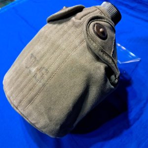 korean-war-canteen-group-with-cup-and-cover-canteen-1951-dated-1944-insides-some-use