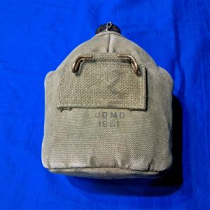korean-war-canteen-group-with-cup-and-cover-canteen-1951-dated-1944-insides-some-use