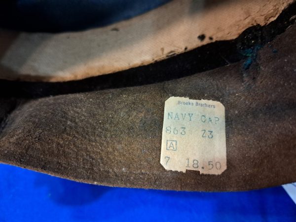 world-war-two-naval-officers-black-visor-hat-with-bullion-eagle-and-excellent-condition-size-7.25
