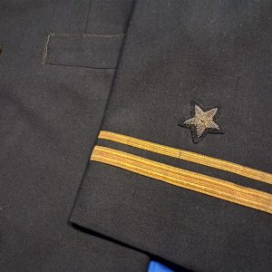 world-war-two-naval-officers-pilots-dress-blacks-uniform-set-with-trousers-larger-size-40-with-bullion-wings