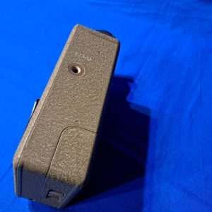 world-war-two-field-signal-corps-camera-motion-bell-howell-crackle-paint-finish-original-strap-excellent