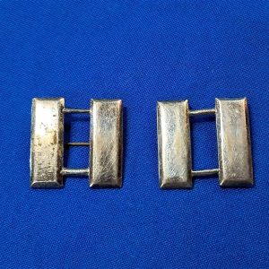 world-war-two-rank-insignia-captin-made-in-brussels-occupation-period-plated-brass-marked