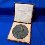 german-world-war-two-1935-dated-table-medal-for-unemployment-fighting-for-an-factory-in-nurnberg-in-presentation-case