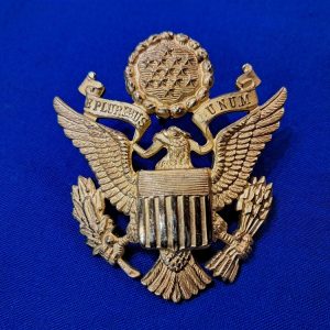 world-wr-two-army-officers-visor-cap-eagle-made-in-england-luxenberg-gold-very-detailed