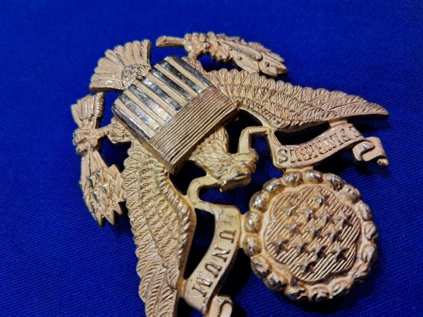 world-wr-two-army-officers-visor-cap-eagle-made-in-england-luxenberg-gold-very-detailed
