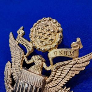 world-wr-two-army-officers-visor-cap-eagle-made-in-england-luxenberg-gold-very-detailed