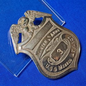 badge-world-war-two-and-korean-war-uss-munsee-107-tug-master-of-arm-navy