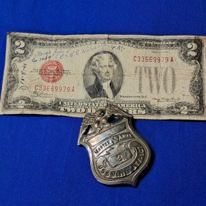 badge-world-war-two-and-korean-war-uss-munsee-107-tug-master-of-arm-navy