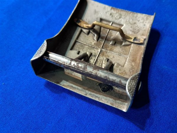world-war-two-german-athletic-association-belt-buckle-aluminum-pebbled-maker-marked