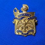 military-academy-hat-cap-badge-world-war-two-era-nice-detail-and-enamel-staunton