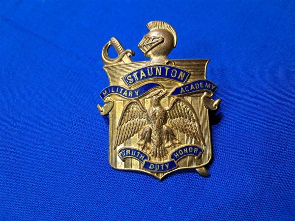 staunton-military-badge military-academy-hat-cap-badge-world-war-two-era-nice-detail-and-enamel-staunton