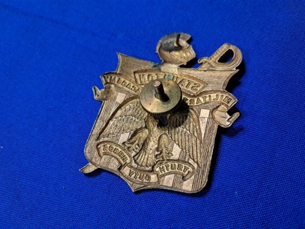 military-academy-hat-cap-badge-world-war-two-era-nice-detail-and-enamel-staunton