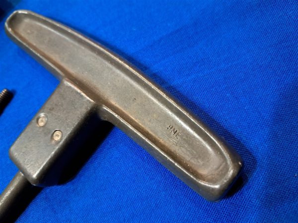 world-war-two-cleaning-kit-for-30-caliber-rifles-and-machine-guns-complete-1944-dated