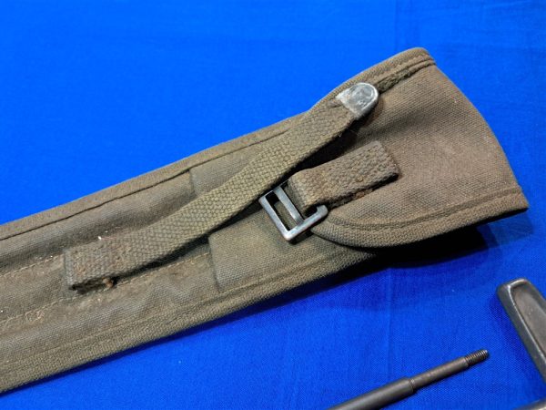 world-war-two-cleaning-kit-for-30-caliber-rifles-and-machine-guns-complete-1944-dated