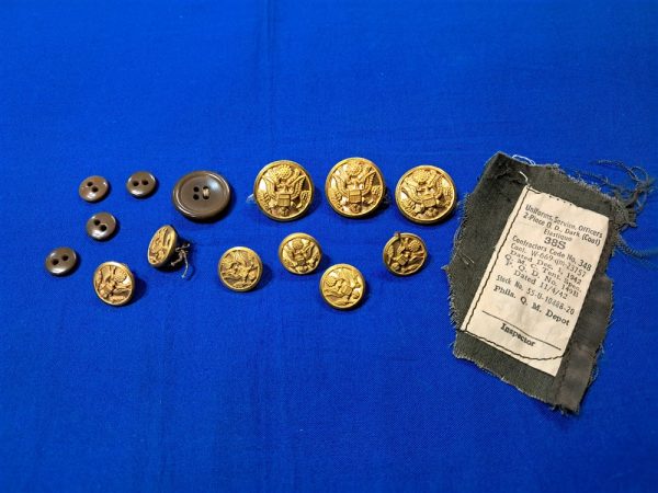 world-war-two-full-button-set-for-officers-1942-dated-early-jacket-matched-set