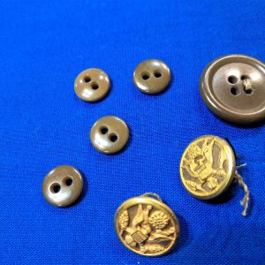 world-war-two-full-button-set-for-officers-1942-dated-early-jacket-matched-set