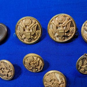 world-war-two-full-button-set-for-officers-1942-dated-early-jacket-matched-set