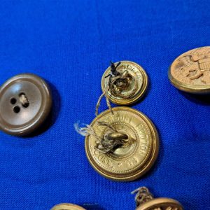 world-war-two-full-button-set-for-officers-1942-dated-early-jacket-matched-set