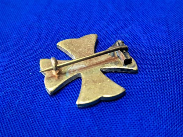 spanish-american-war-period-officers-hospital-corps-gilt-insignia-cross-of-john-for-white-duck-uniform-dress-collar-matched-set