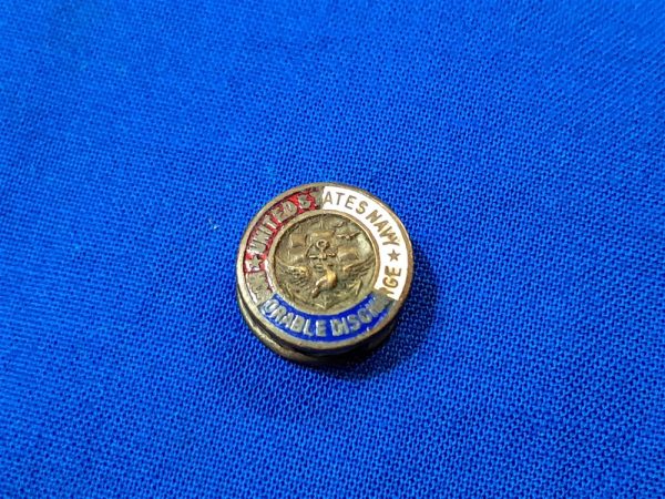 world-war-one-united-states-navy-honorable-discharge-lapel-button-ealry-serial-numbered