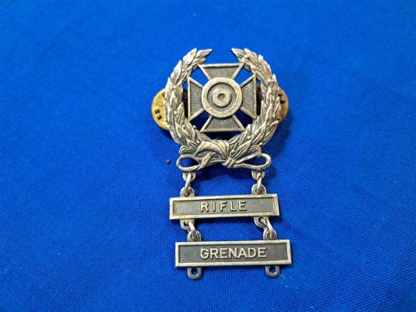 expert-badge-vietnam vietnam-war-era-shooting-badge-qualificatiob-for-grenade-and-rifle-antoya_made-silver-content-clutch-back
