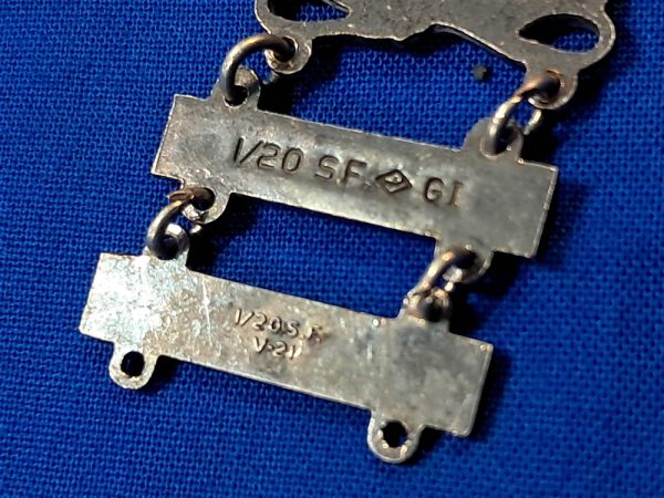 vietnam-war-era-shooting-badge-qualificatiob-for-grenade-and-rifle-antoya_made-silver-content-clutch-back
