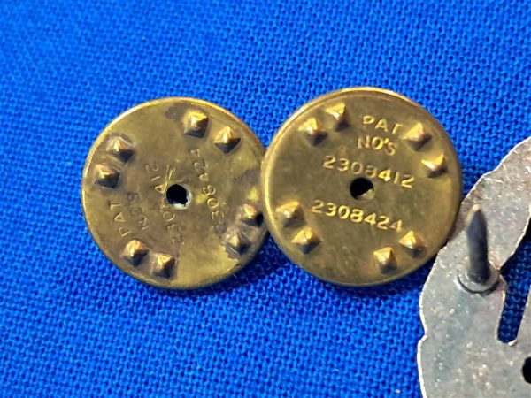 vietnam-war-era-shooting-badge-qualificatiob-for-grenade-and-rifle-antoya_made-silver-content-clutch-back