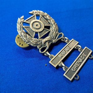 vietnam-war-era-shooting-badge-qualificatiob-for-grenade-and-rifle-antoya_made-silver-content-clutch-back