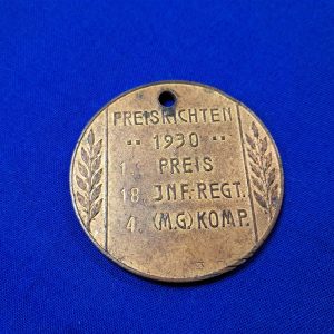 german-1930-dated-shooting-award-table-medal-drilled-for-wear-in-gold-first-place-machine-gun-company