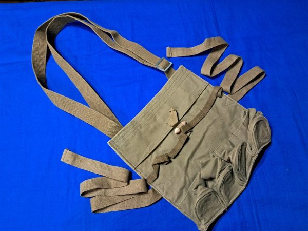 greanade-bag-nva vietnam-war-north-vietnamese-grenade-pouch-for-four-stick-grenades-1966-dated-mint