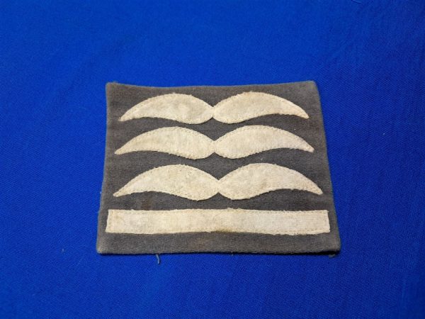 luftwaffe-suit-rank german-world-war-two-summer-flight-insignia-gulls-on-wool-for-the-rank-of-captin-felt-white-patch
