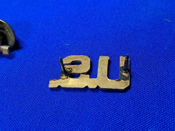 insignia-world-war-two-officers-collar-us-gold-with-1943-clutch-original-backs