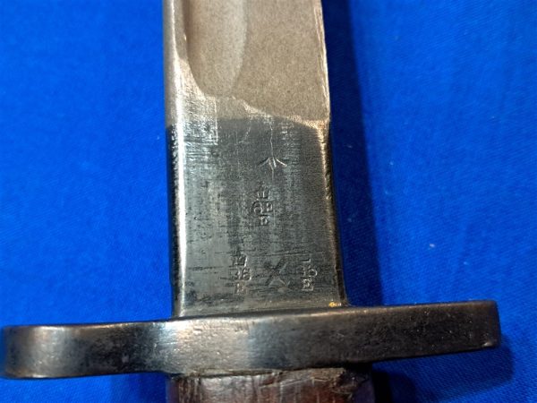 world-war-one-british-bayonet-untouched-not-rebuild-1917-dated-clean-2-tone-blade