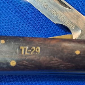 world-war-two-t-l-29-knife-with-black-plastic-handle-both-blades-used-condition-camillus
