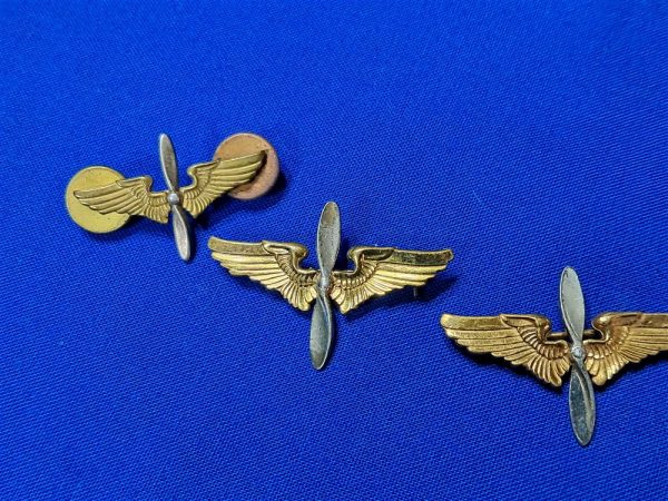 insignia-air-corps- officers-world-war-two-props-larger-size-gold-and-silver-pin-back