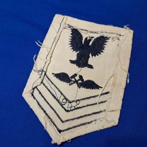 world-war-two-navy-metal-smith-2nd-1942-class-rank-aviation-whites