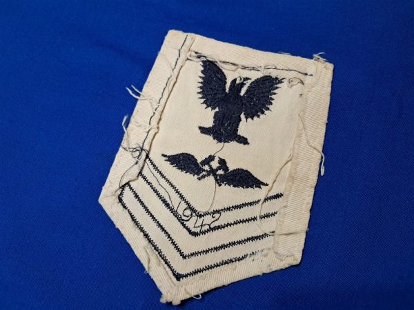 world-war-two-navy-metal-smith-2nd-1942-class-rank-aviation-whites