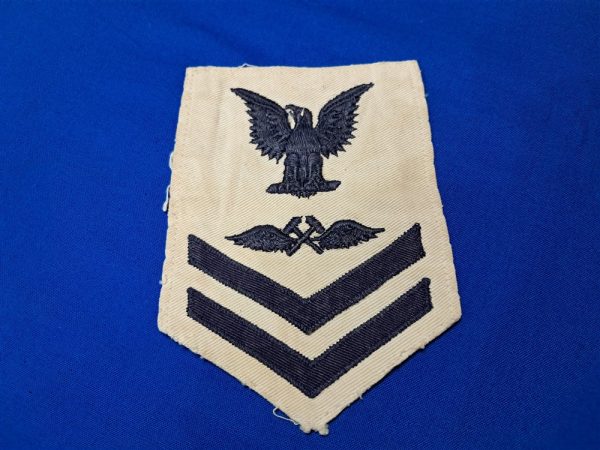 world-war-two-navy-metal-smith-2nd-1942-class-rank-aviation-whites