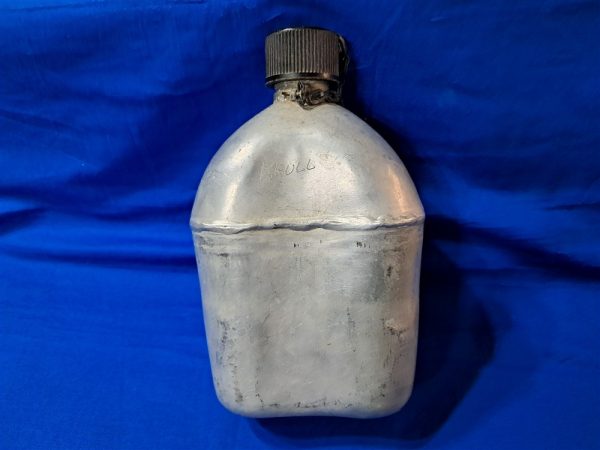 world-war-two-canteen-aluminum-by-republic-stamping-enameling-company-1945-dated