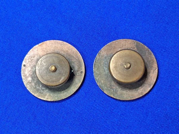 world-war-one-collar-disc-set-for-the-infantry-with-original-spinners-on-back