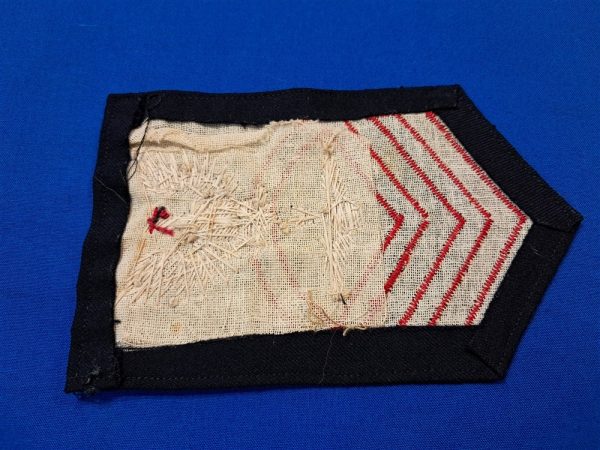 world-war-two-chief-petty-officer-chevron-aviation-ordnance-bullion-red-stripes-on-blue