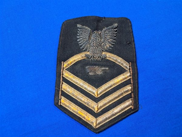 pre-world-war-two-chevron-navy-chief-petty-officer-turret-captain-bullion-gold-on-blue-dress